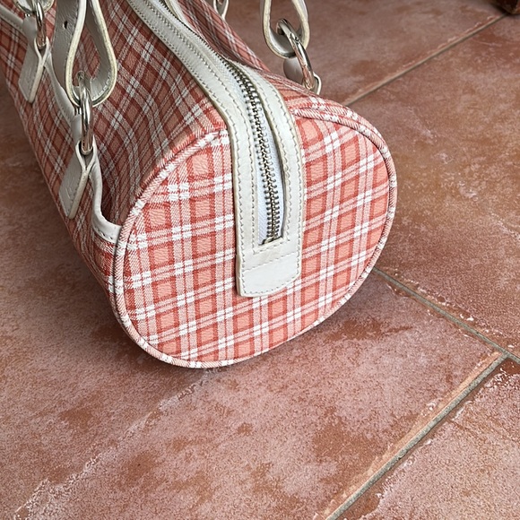 Lauren Ralph Lauren vintage barrel bag. wear and tear on buckles but great - Picture 2 of 7